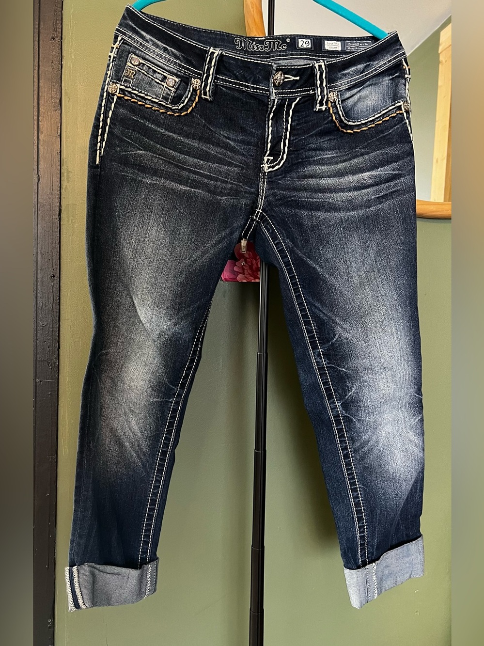 Miss Me Dark Blue Cropped Jeans with Contrast Stitching